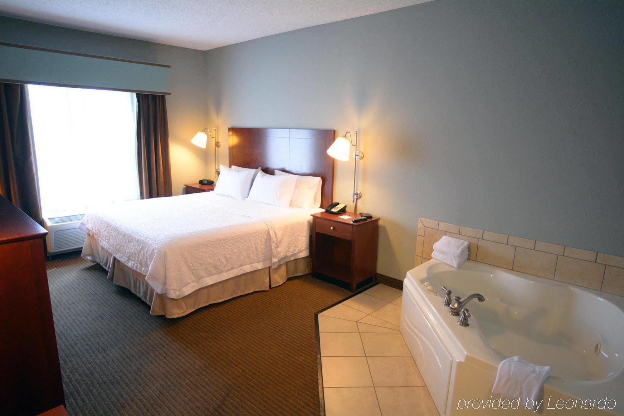 Hampton Inn Warsaw Exterior foto